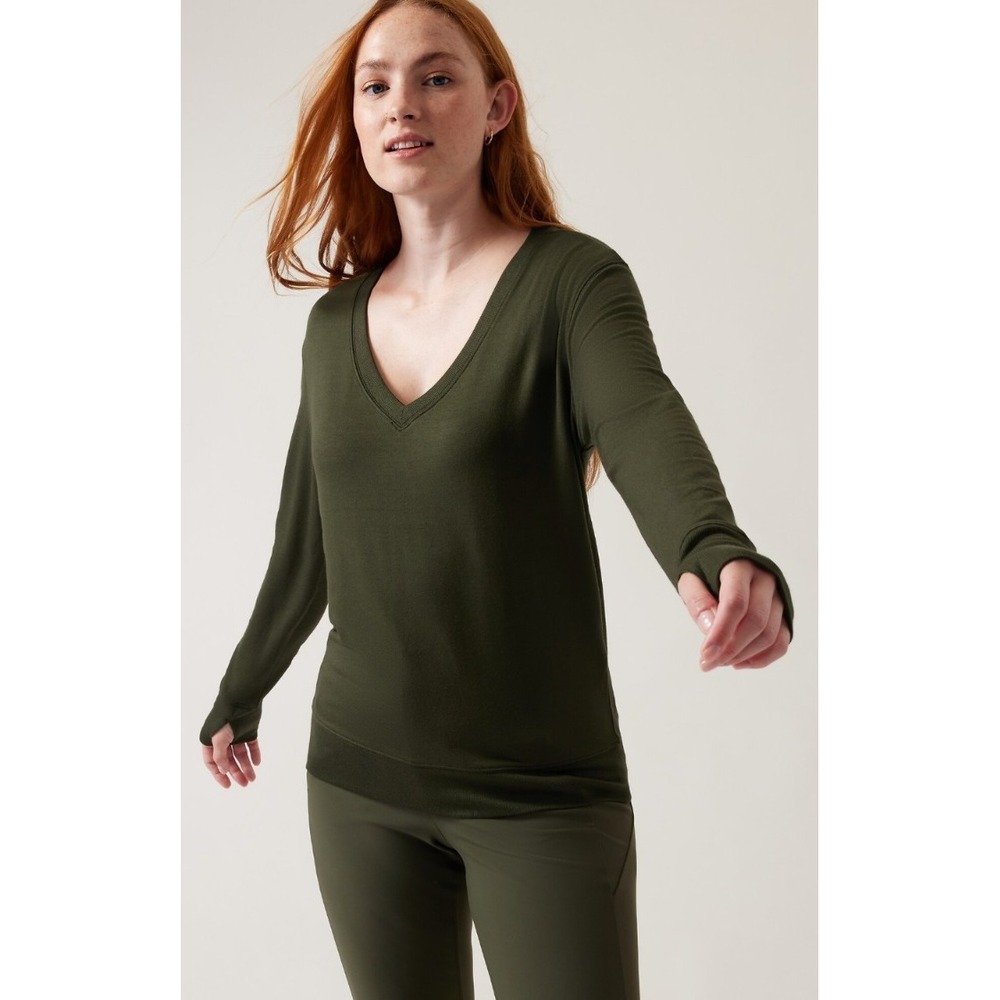 Athleta Sunrise V Neck Sweatshirt‎ Athleisure Loungewear Cozy Olive Green Large